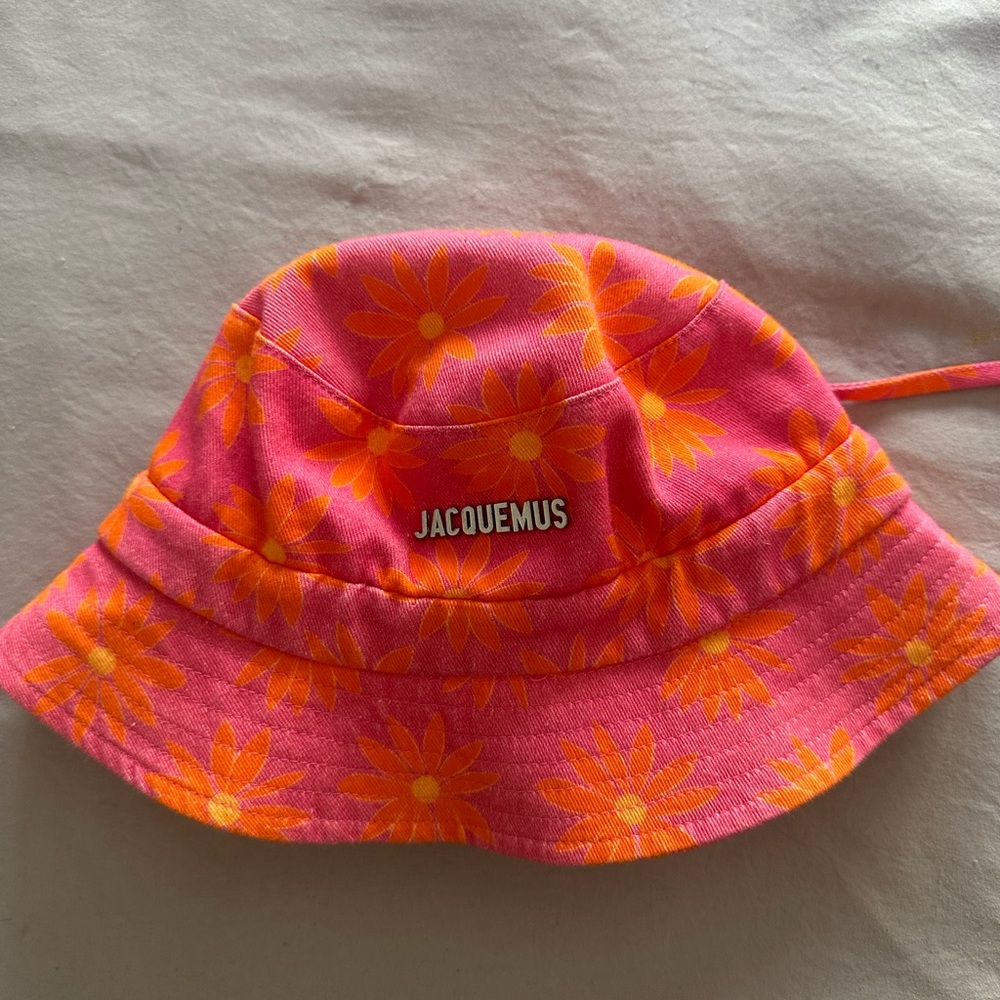 JACQUEMUS women’s Bucket Hat
